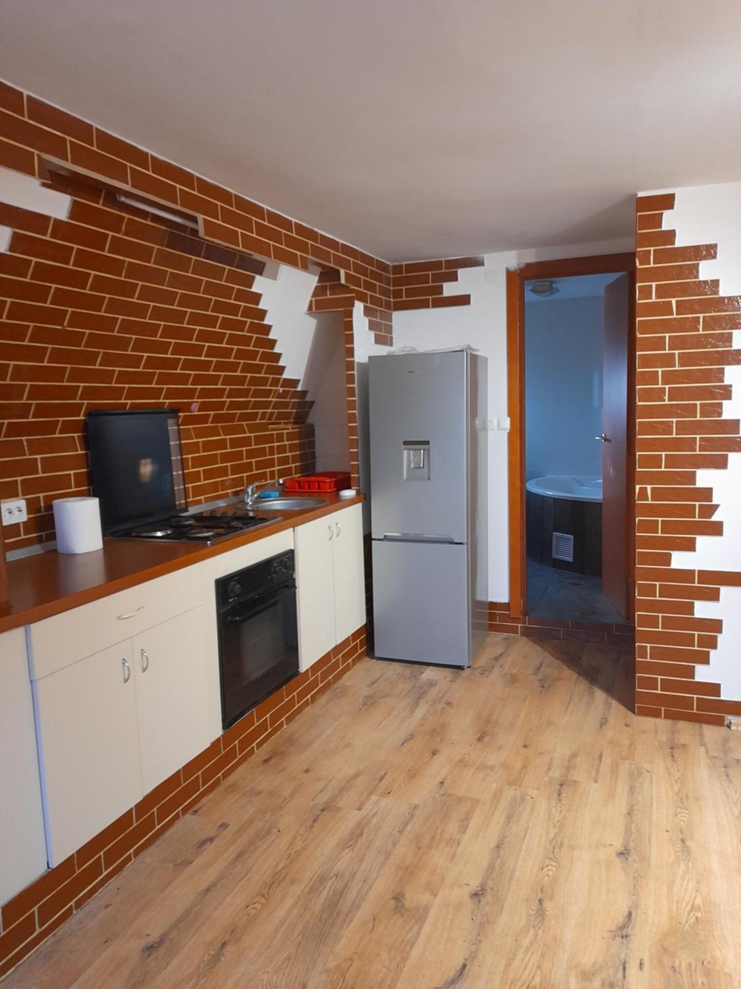 Garsoniera Sic Zona Terapia Zona Linistita La Casa Cu Parcare Apartment Cluj-Napoca Exterior photo